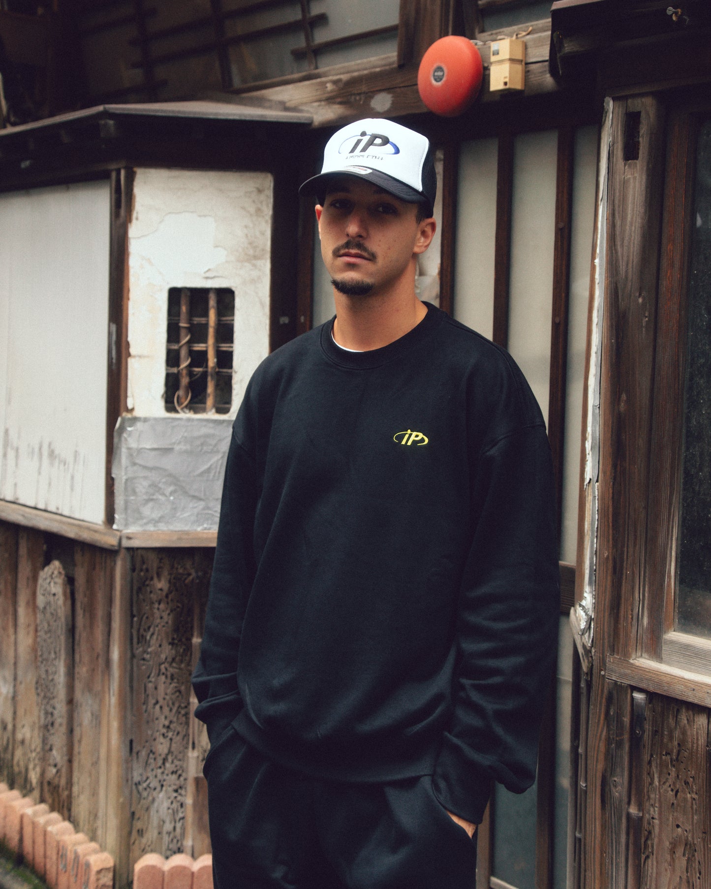 ISOPLETH SWEAT TOPS -Black