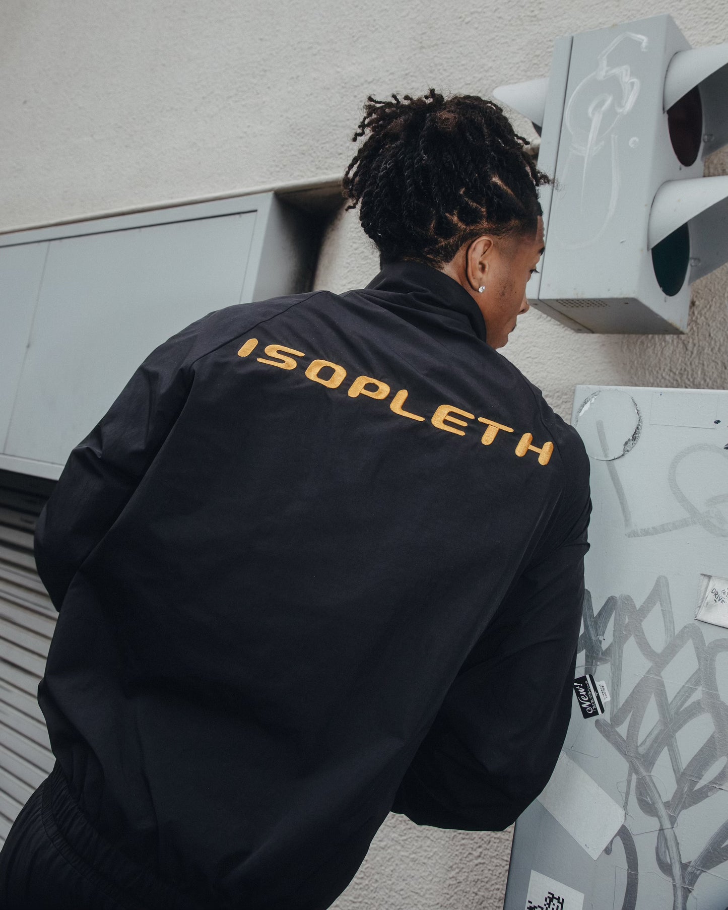 iP El Clásico Nylon Track Jacket-Black